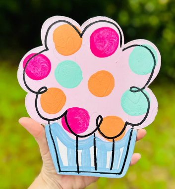 Hang It Up Co - Cupcake Wooden Blank - Door Hanger Blank - Interchangeable Door Hanger Blank