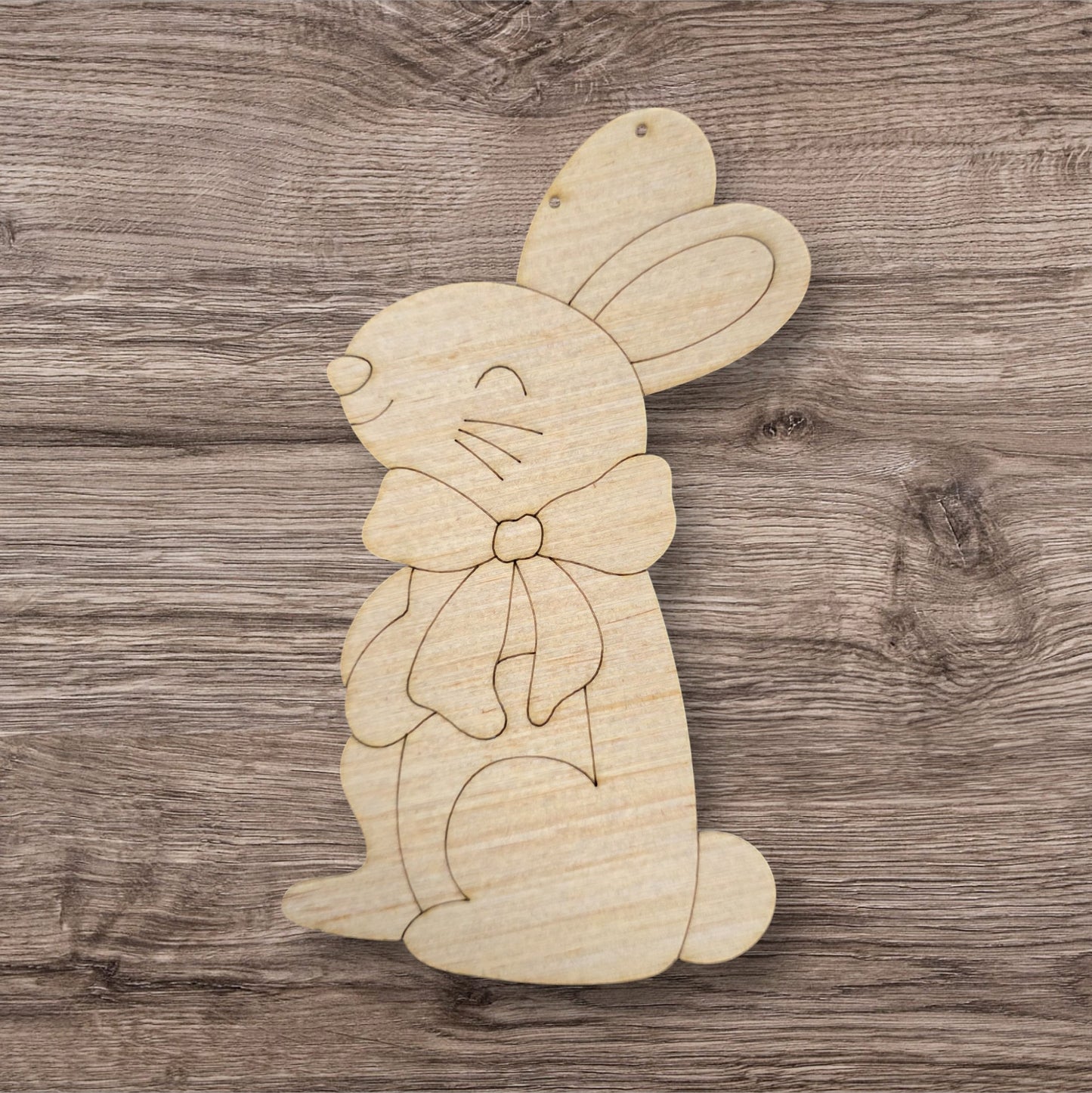 Bunny With Bow Facing Left (GM116)