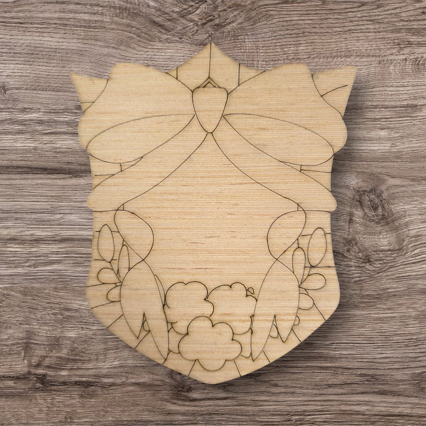 Shield Plaque With Bow (RA054)