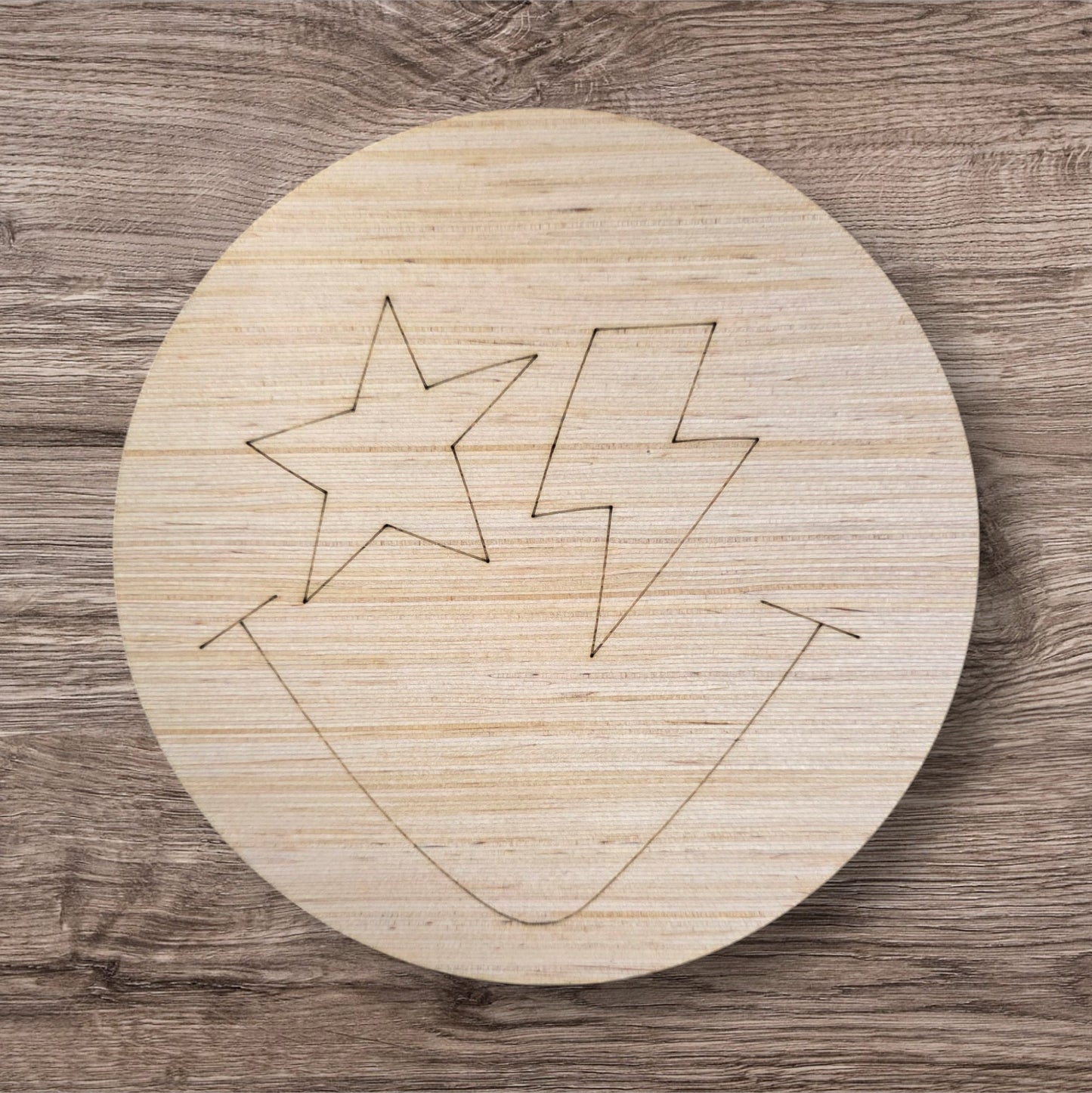 Lightning Smiley Round (DO-045)