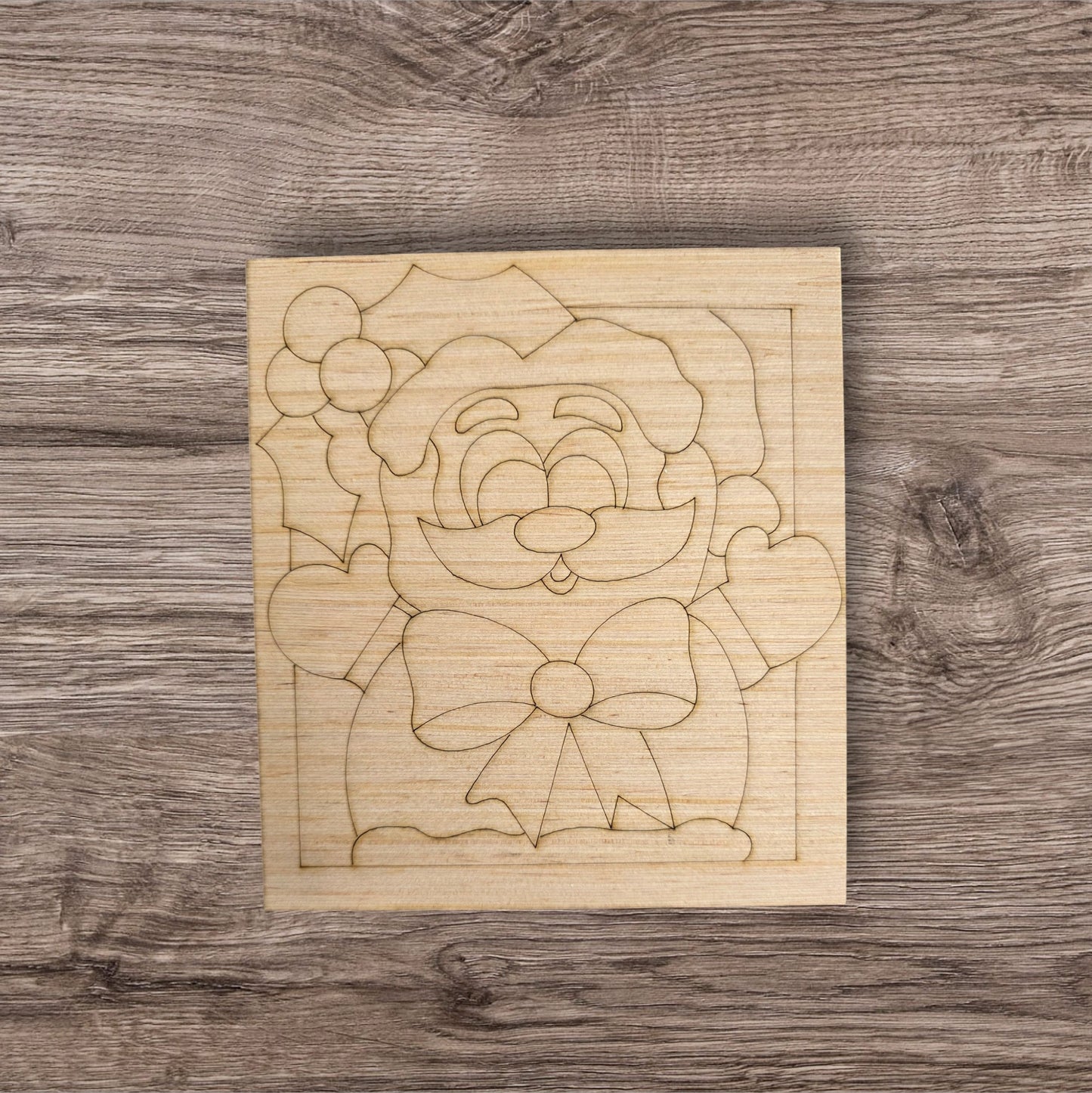 Santa Square Ornament (DD034-O)