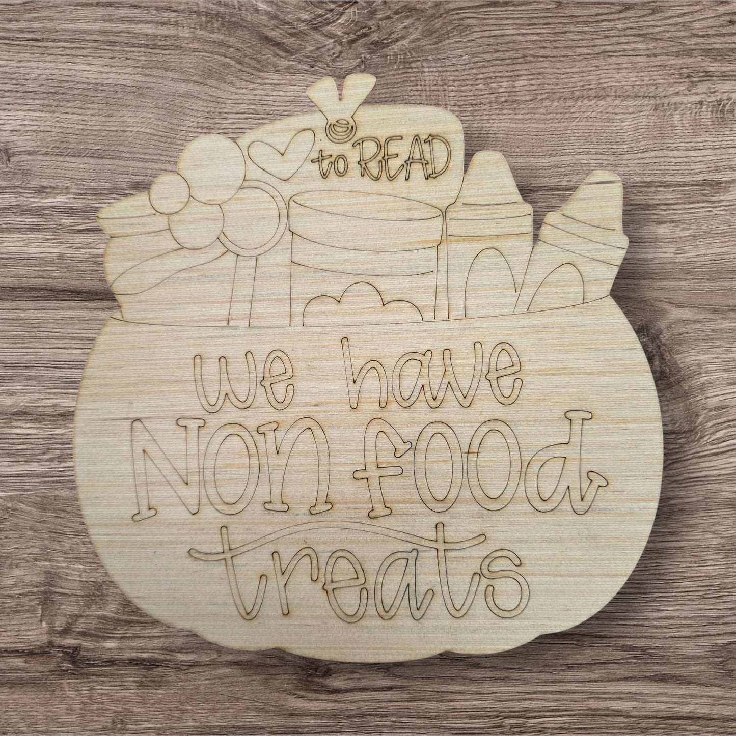 3D We Have Non Food Treats Cauldron (CK046-3D)