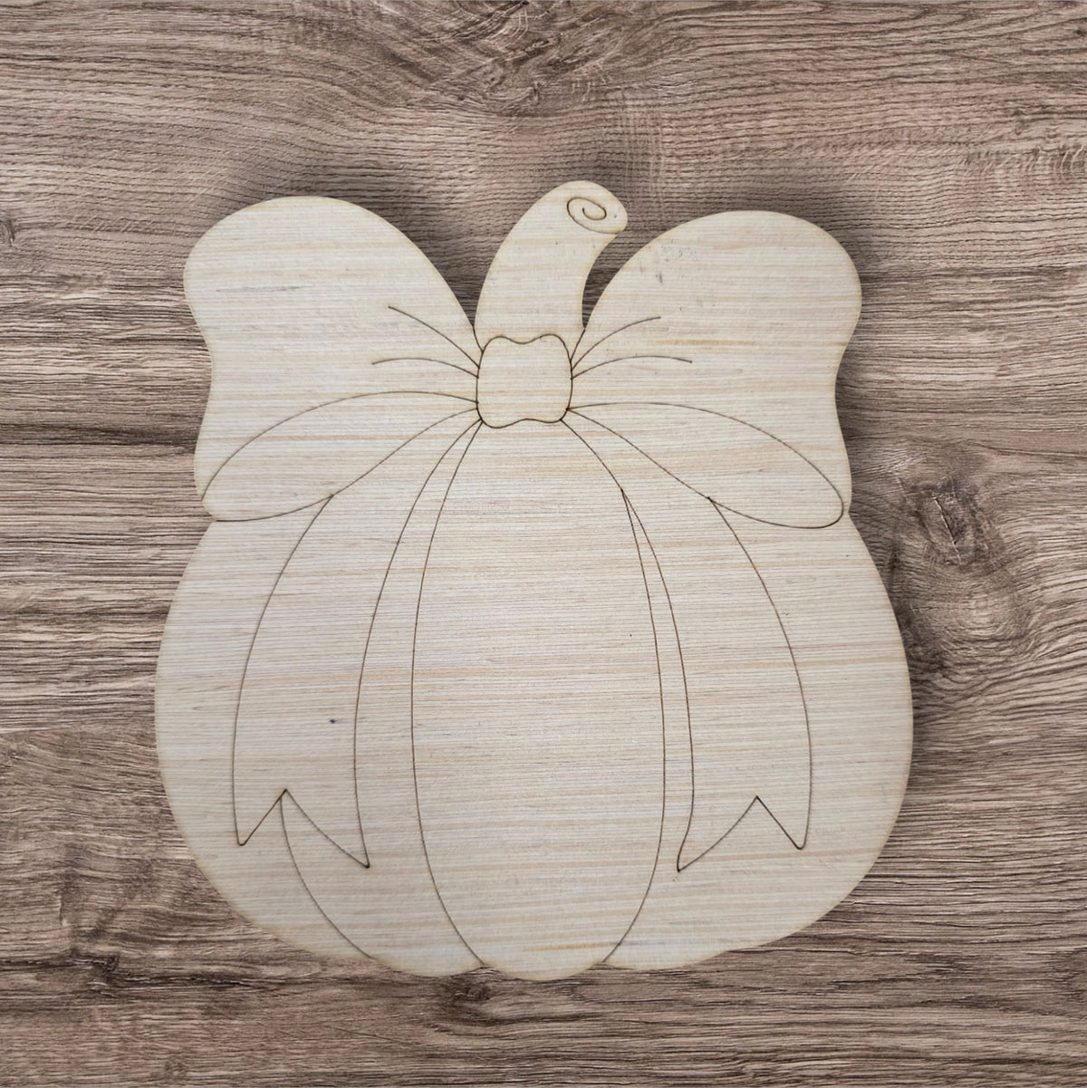 Pumpkin With Bow (LL171)