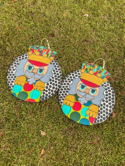 Nutcracker Round (DO-095)