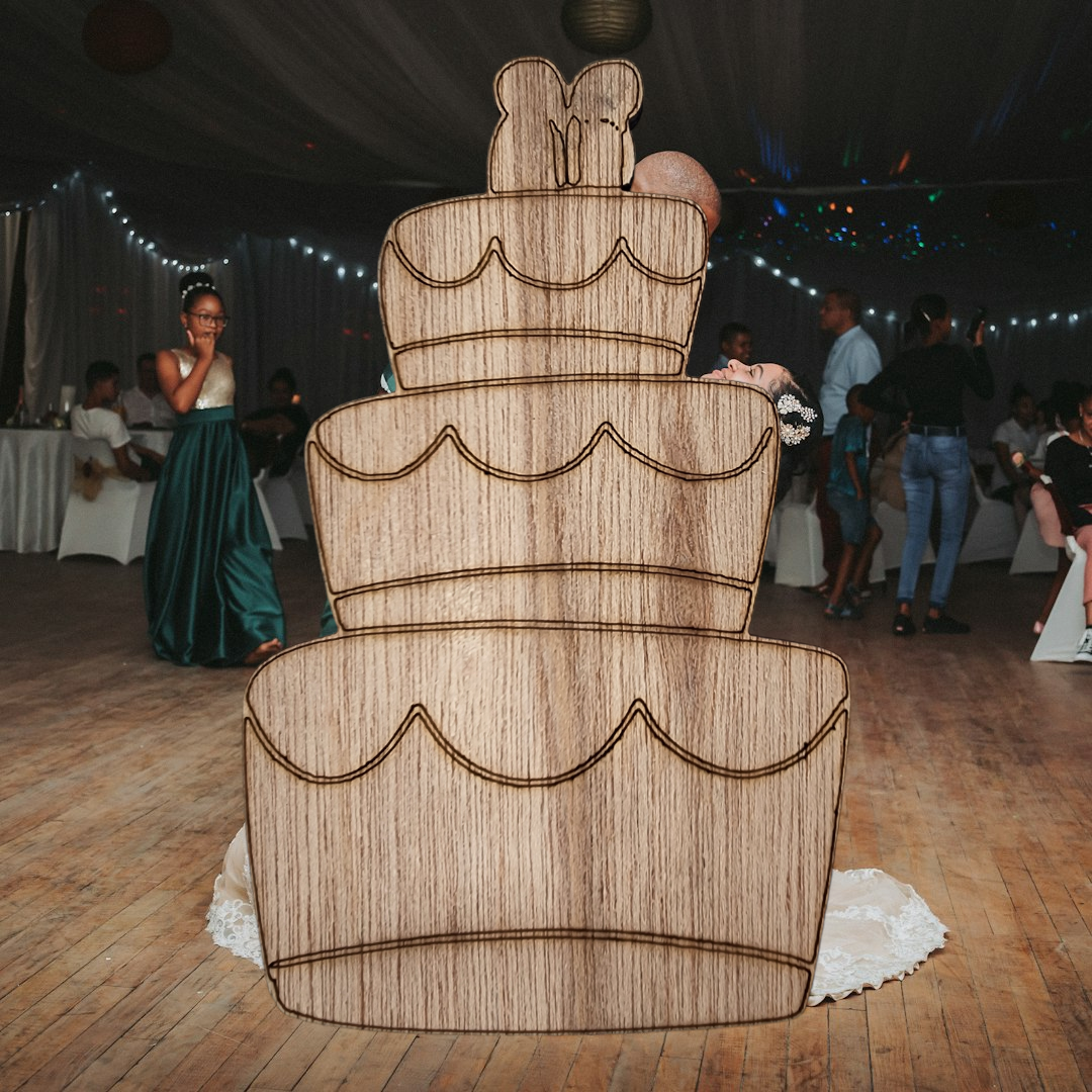 Hang It Up Co - Wedding Cake Wooden Blank - Door Hanger Blank - Interchangeable Door Hanger Blanks
